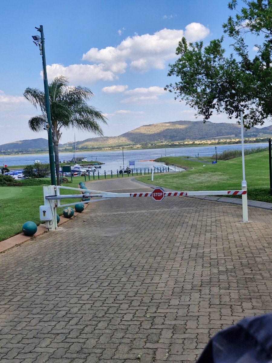 4 Bedroom Property for Sale in Caribbean Beach Club North West